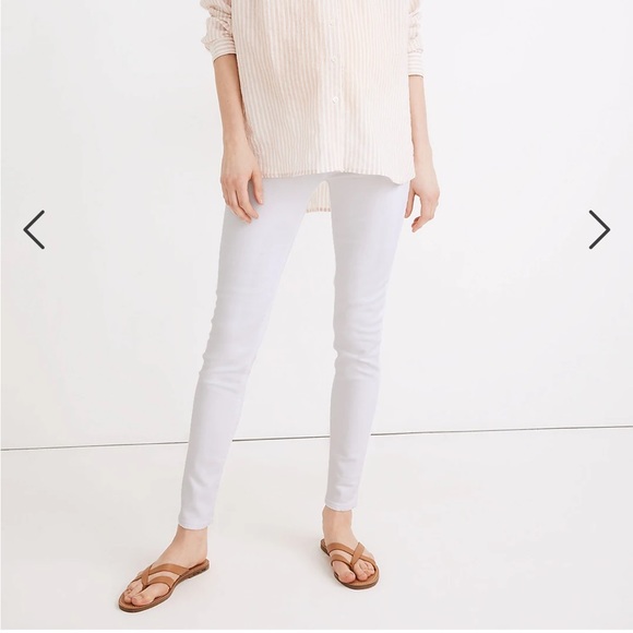 Madewell Maternity Side-Panel Skinny Jeans in Pure White: Adjustable Edition - Picture 6 of 11